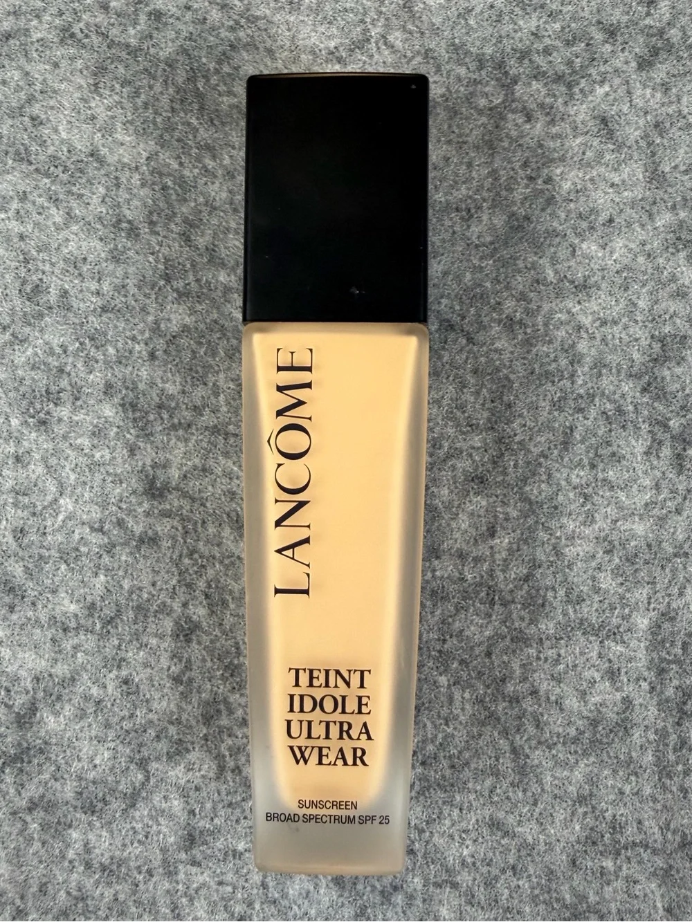 Lancôme Teint Idole Ultra Wear Foundation 230W Medium Matte SPF 25 Exp 2028